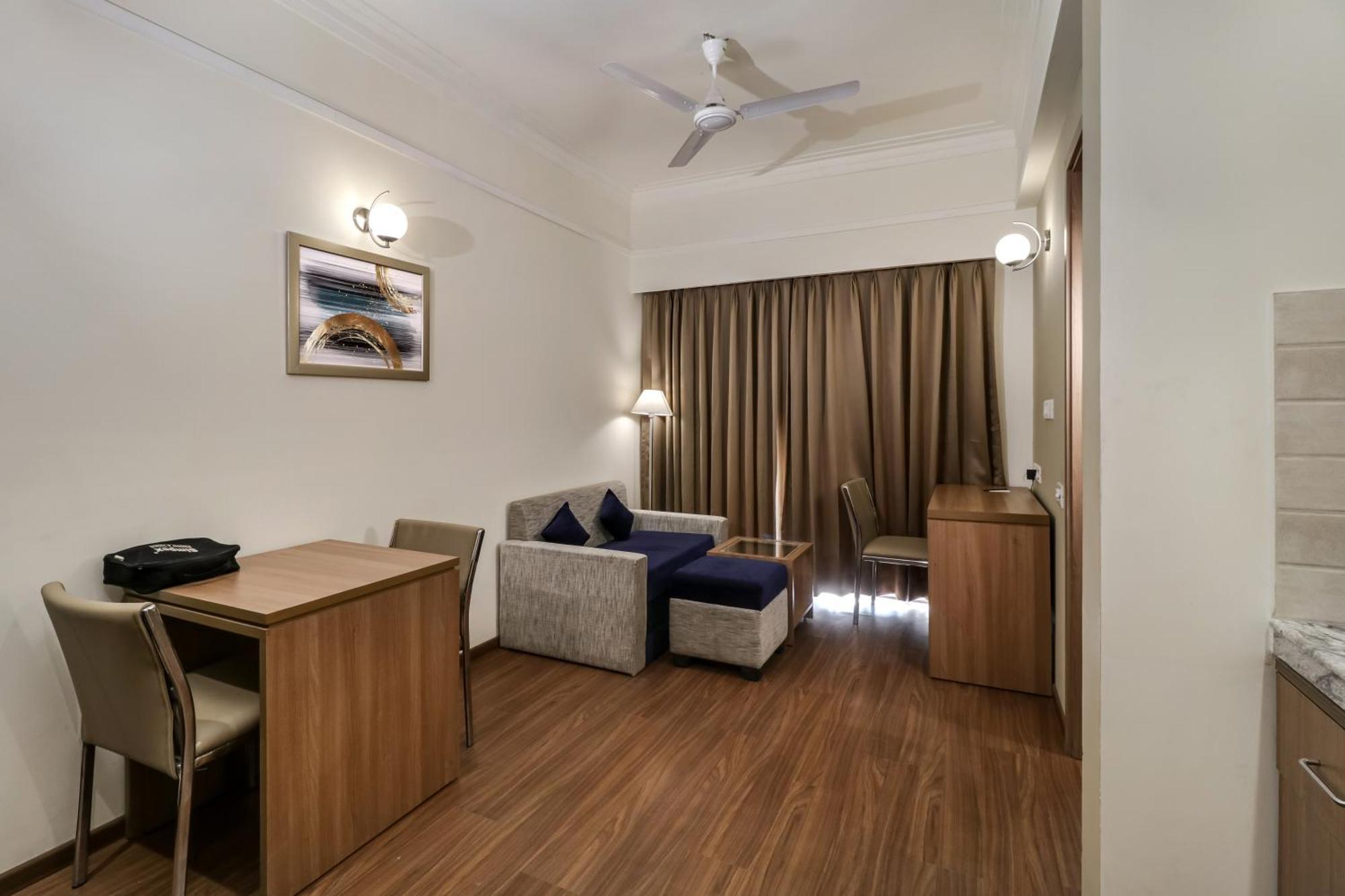 Starlit Suites Newtown كولكاتا المظهر الخارجي الصورة