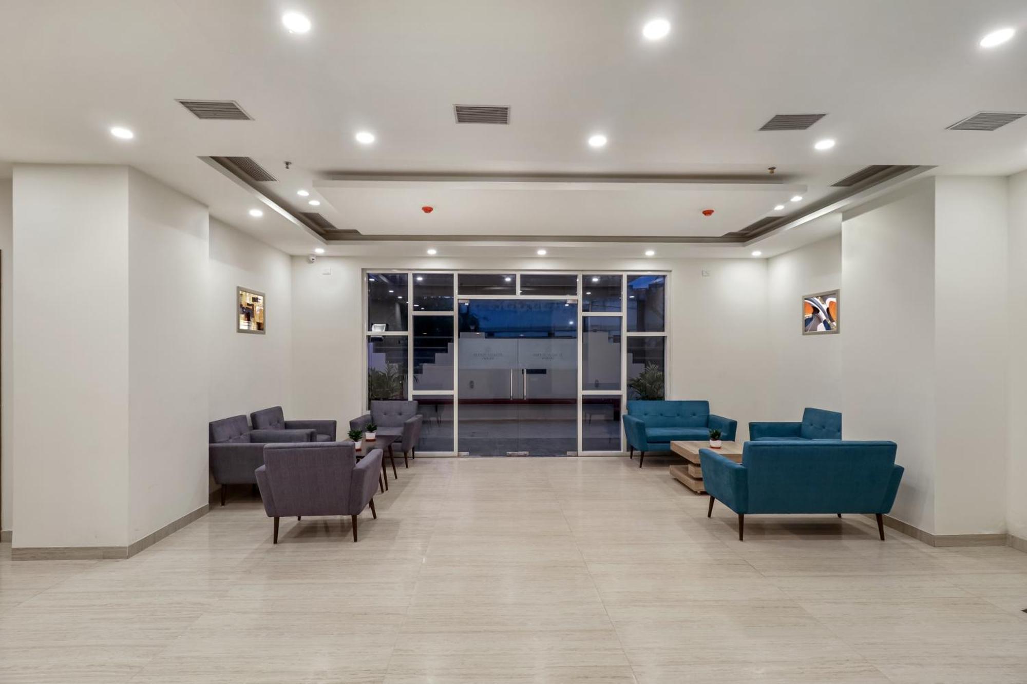 Starlit Suites Newtown كولكاتا المظهر الخارجي الصورة